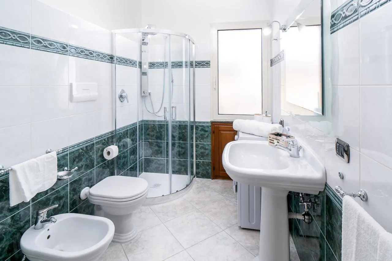Eliana'S Apartments - Mares E Montes Orosei Italia